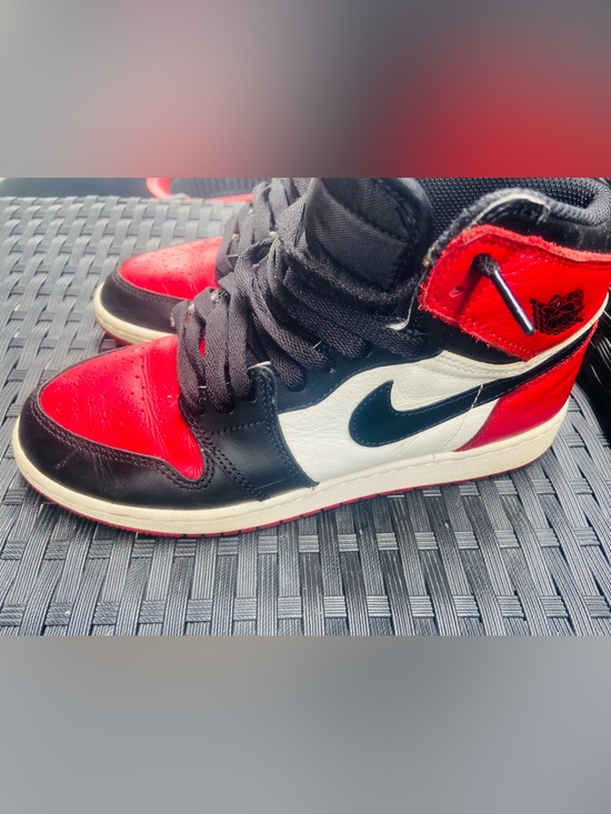 Nike Air Force Shoes - Men/Women High-Top Athletic Sneaker — Black, Red, White